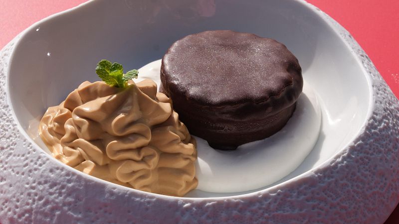 Receta de alfajores de pltano asado con espuma de dulce de leche de MasterChef 13